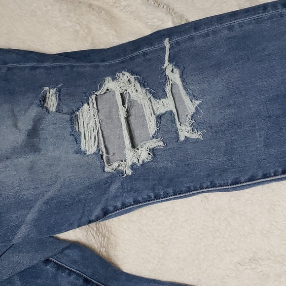 American Eagle Curvy High Rise Jegging - Picture 3 of 8